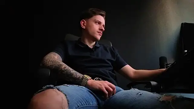 צ'אט XXX בשידור חי של FelixStarkk