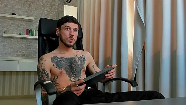 JonahShaw Live XXX-chat
