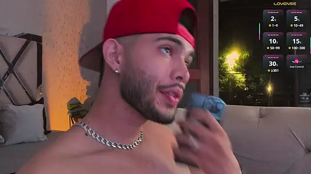 צ'אט XXX בשידור חי של Vincentblack