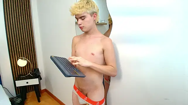 Živý XXX chat Ian_Stone