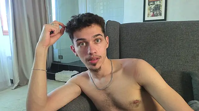 Živý XXX chat KaydenDrew