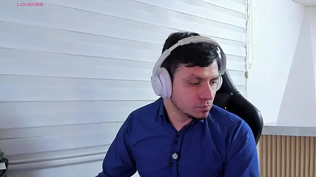 XXX chat uživo modela Rick_Adams