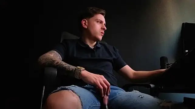 FelixStarkk: απευθείας συνομιλία ΧΧΧ