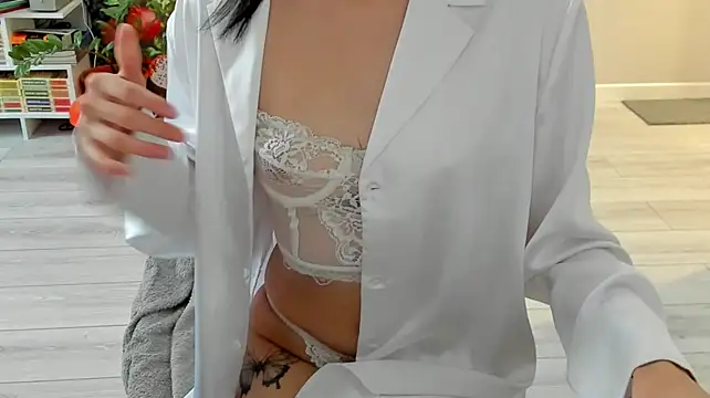 ailey_chao XXX чат на живо