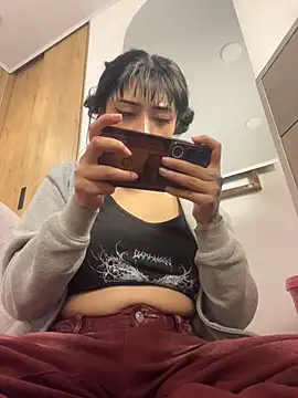 baby_akuma_'s Live XXX Chat