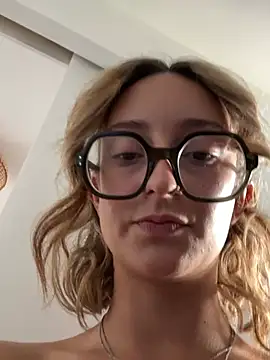 Lolasecret_ Chat XXX in diretta