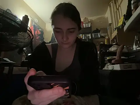 Czat XXX na żywo – Snowbunnycake_131