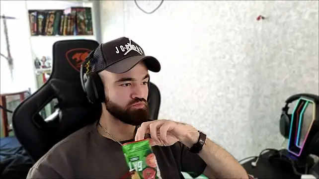 Chat +18 de _Serious_Man ao vivo