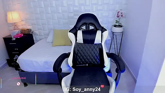 Chat +18 de anny_rouse24 ao vivo