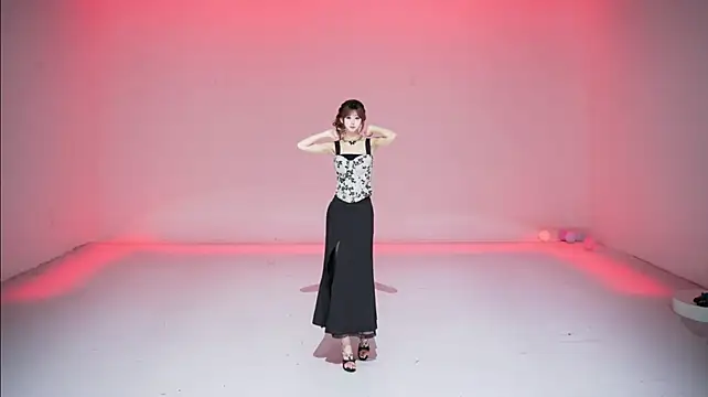 POP-cdc Adlı Modelin Canlı XXX Sohbeti