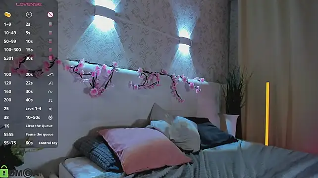 Živý XXX chat Elly_B1oom