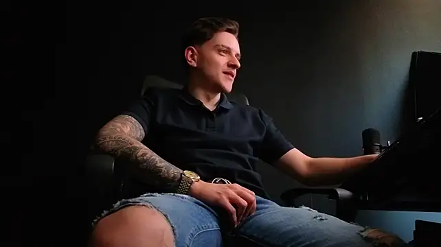 XXX chat uživo modela FelixStarkk