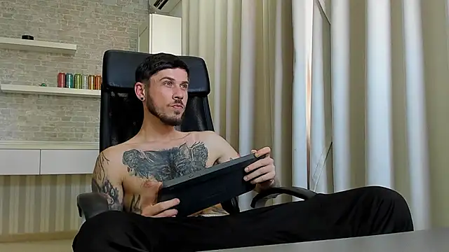 JonahShaw – Naživo XXX chat