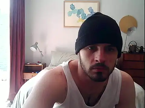 צ'אט XXX בשידור חי של INKEDKITTY13
