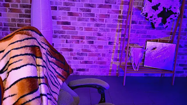 Chatroom XXX en direct de May_Bloom
