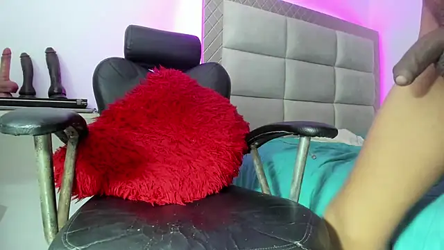 nh_martins Live XXX Chat