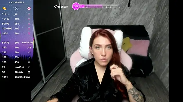 Reginasmilee's Live XXX Chat