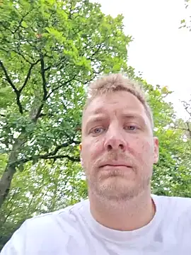 Chat XXX en directo de longandthin668