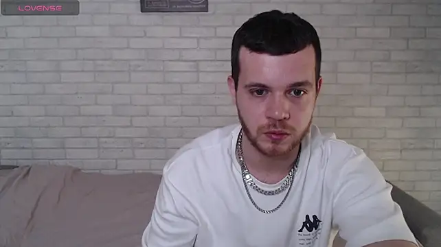 Chat XXX en directo de Alexxx_horny