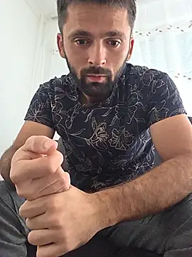 StraightSerb's Live XXX Chat