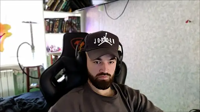 XXX chat uživo modela _Serious_Man