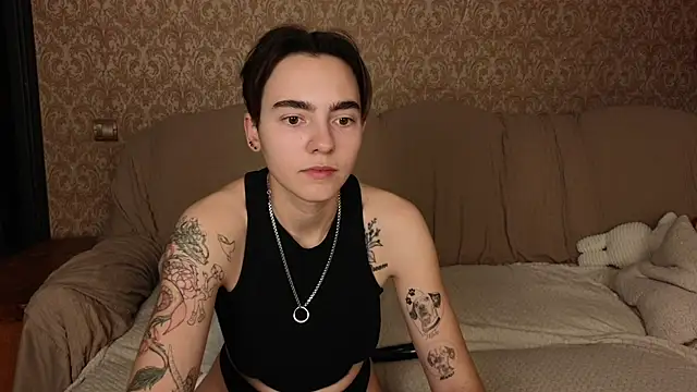 Czat XXX na żywo – Lilihere_