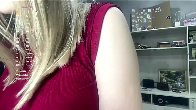 TobyEmberger's Live XXX Chat