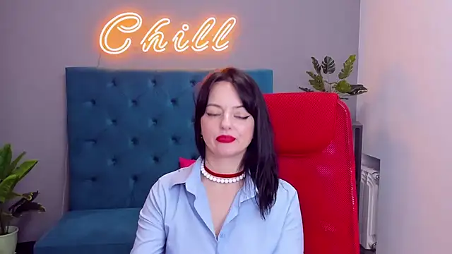 BellaRowan Adlı Modelin Canlı XXX Sohbeti