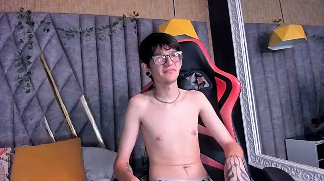 Chatroom XXX en direct de VelvetEros