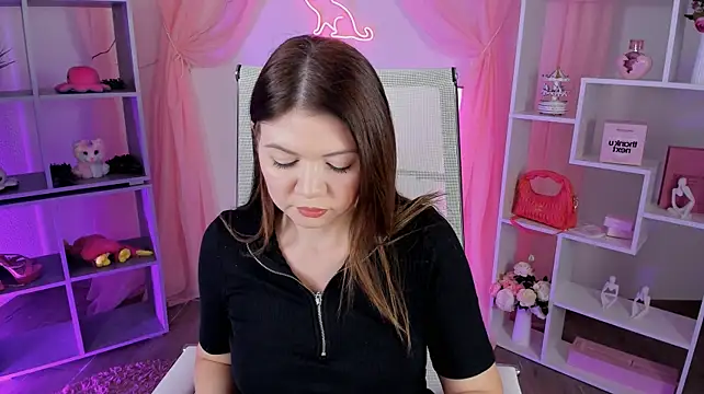 ElaraWynne Chat XXX live