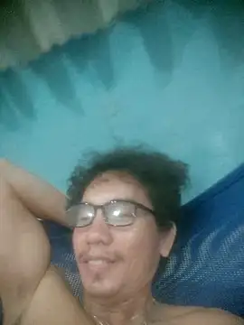 traiwe06's Live XXX Chat