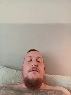 XXX chat uživo modela danishfun