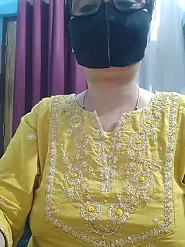 Aishwaryaa_69 – Live XXX-chat