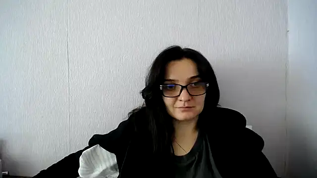 Shiny_gine's Live XXX Chat