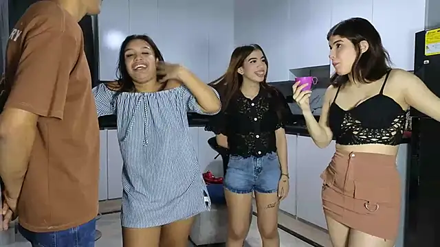 Czat XXX na żywo – Hall_sextape