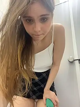 Chat XXX ao vivo de Lunabelle_