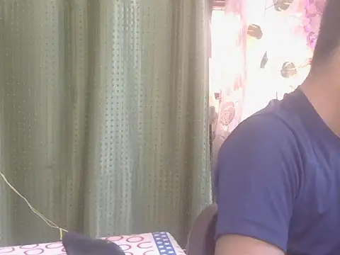 Stubborndesiboy – Live XXX-chat