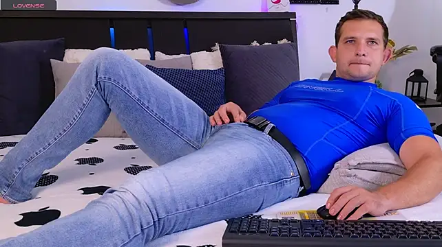 Jimmy_Doss 라이브 XXX 채팅