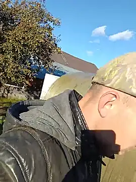 XXX chat uživo modela _uncle_Mitya-43_