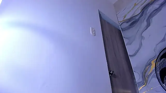ScarletEvanss_ Chat XXX in diretta