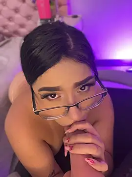 Wen-01's Live XXX Chat
