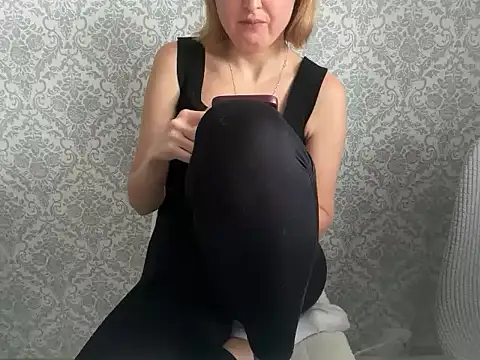 Virelona's Live XXX Chat