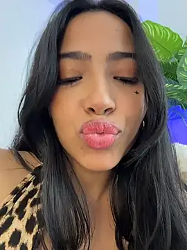 Chatroom XXX en direct de _Emily_Thompson_