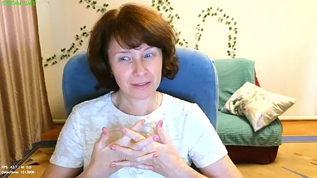 Chat +18 de Lia_Tito ao vivo