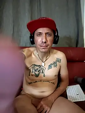 TuzdayG Chat XXX live