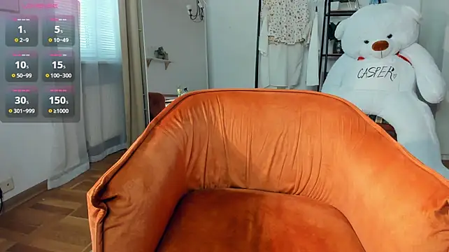 XXX chat uživo modela FaaBinaa