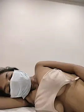 Indian_priya_ – Live XXX-chat