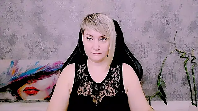 Djullia's Live XXX Chat