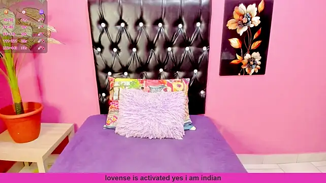 INDIANFLAME Adlı Modelin Canlı XXX Sohbeti