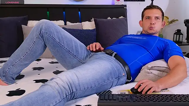 Jimmy_Doss 라이브 XXX 채팅